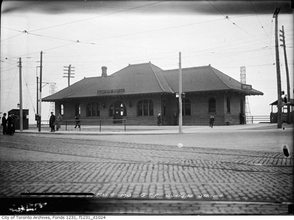 2012417 sunnyside station 1915 GTR f1231 it1024 1